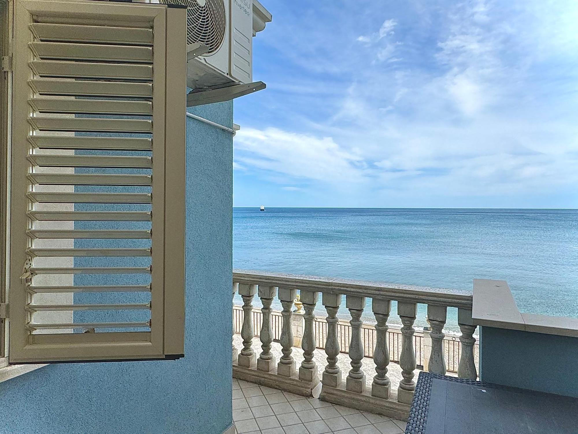 Maremare Apartments جيارديني ناكسوس المظهر الخارجي الصورة